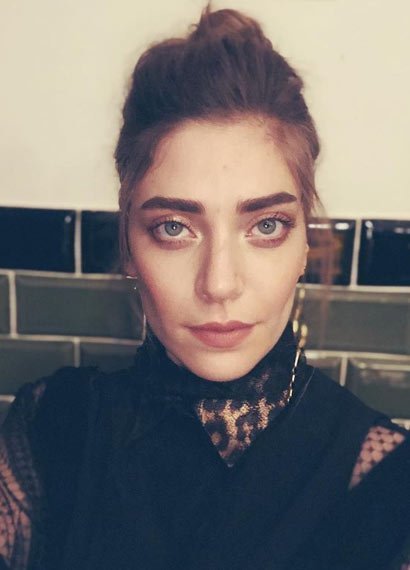 Öznur Serçeler Saç Rengi Ve Modelleri 1