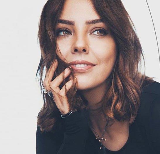 Ebru Gündeş Saç Rengi ve Modelleri 2 ebru gündeş 2019 saç rengi