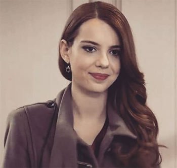 Selen Soyder Saç Rengi ve Modelleri 6