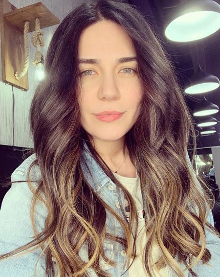 Buse Varol Saç Rengi ve Modelleri 5