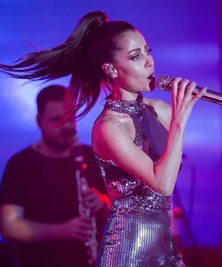 Derya Uluğ Saç Rengi ve Modelleri 6