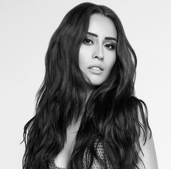 Hande Ünsal Saç Rengi ve Modelleri 1