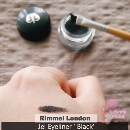 Rimmel-London-Eyeliner-02