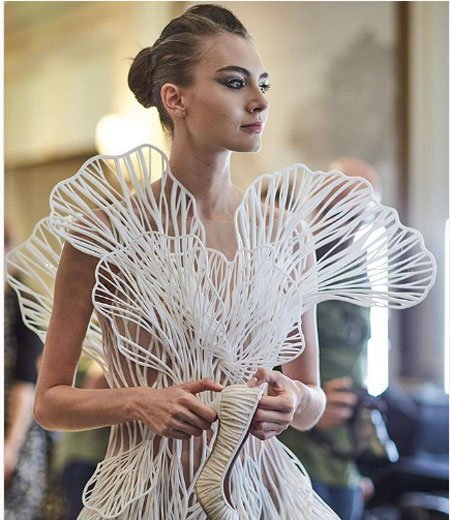 Fütürizm Nedir? Fütürist Moda ve Örnekler 1