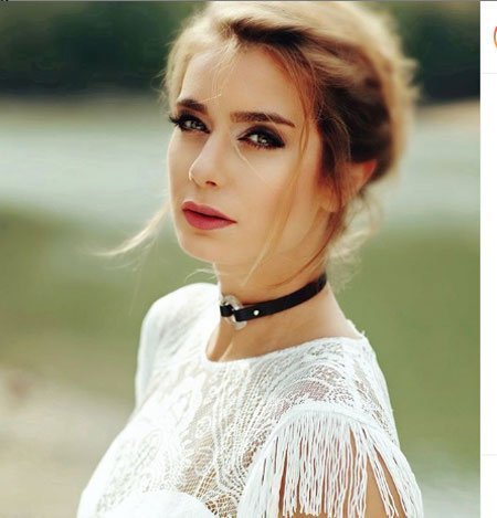Çiğdem Batur Saç Rengi 3