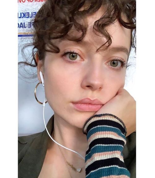 Gizem Arıkan Saç Rengi ve Modelleri 3