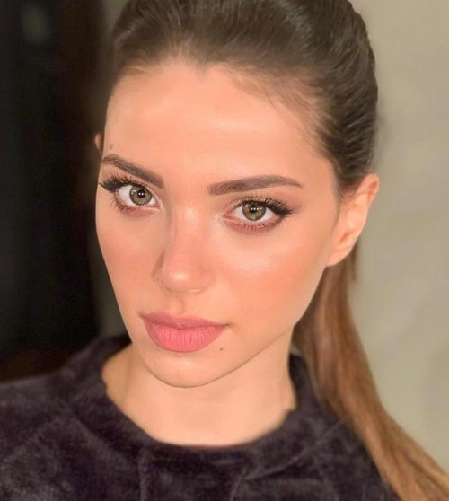 Leyla Tanlar Saç Rengi Ve Modelleri 2