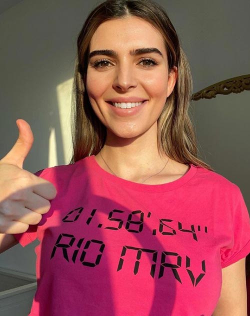 Merve Aydın Saç Rengi ve Modelleri 4