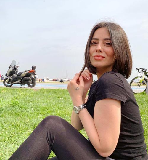 Merve Sevi Saç Rengi ve Modeli 1