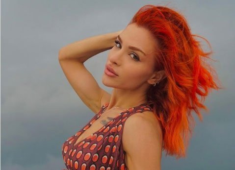 Feride Hilal Akın Saç Rengi ve Modelleri 1