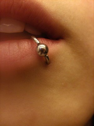 Yüz Tipinize göre Seçebileceğiniz 19 Yüz Piercing Modeli 1