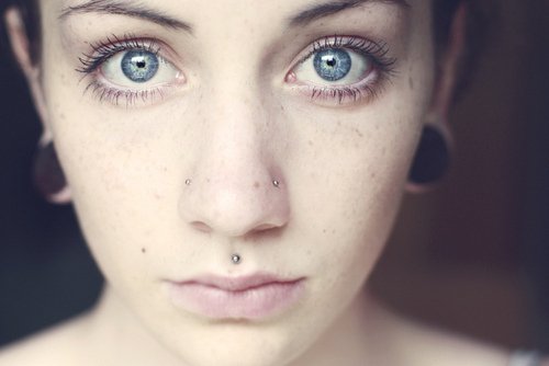 Yüz Tipinize göre Seçebileceğiniz 19 Yüz Piercing Modeli 4