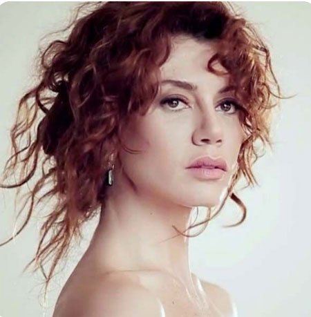 Gökçe Bahadır Saç Rengi ve Modelleri 8