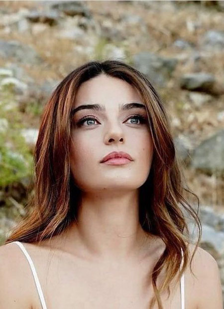 Ayça Ayşin Turan Saç Rengi ve Modelleri 6