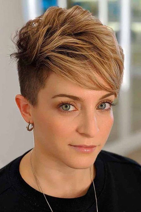 Pixie Saç Kesimleri ve Modelleri 16