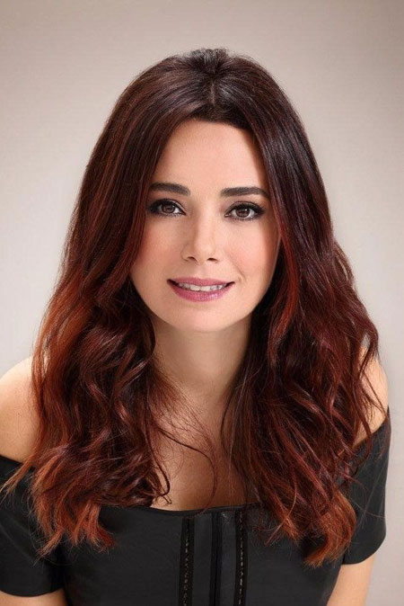 Özgü Namal Saç Rengi ve Modelleri 8